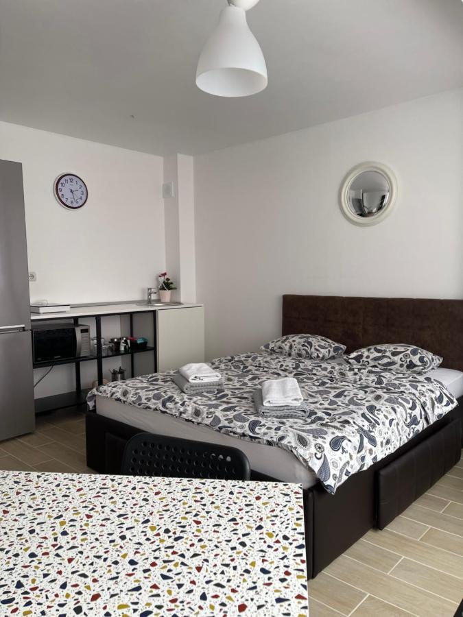 Appartamento Zeini - Garsoniera Constanţa Esterno foto
