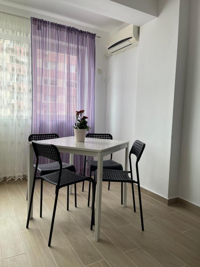 Appartamento Zeini - Garsoniera Constanţa Esterno foto